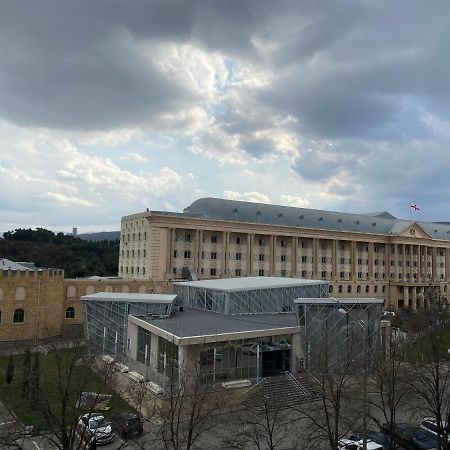 New Apartment With Terrace Tbilisi Exterior foto